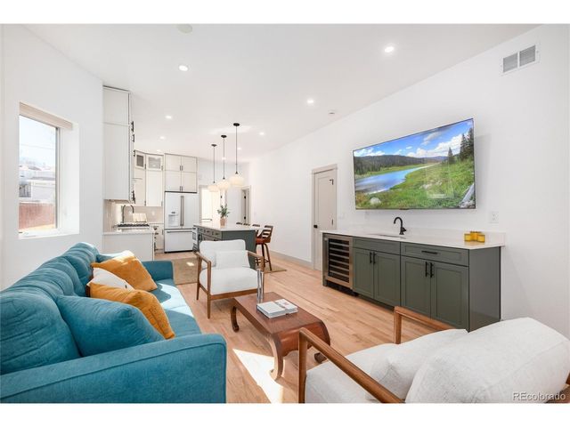 1643 Adams St, Denver, CO 80206