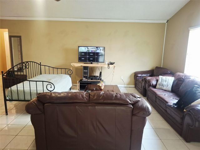 4022 Manordale Drive, Houston, TX 77082