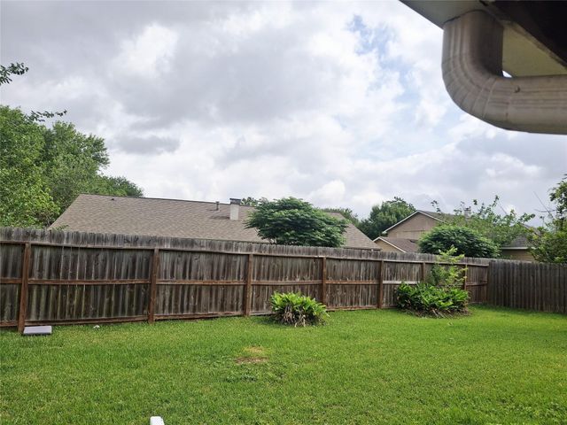 4022 Manordale Drive, Houston, TX 77082