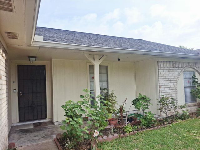 4022 Manordale Drive, Houston, TX 77082