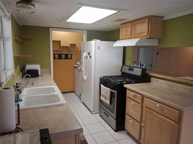 4022 Manordale Drive, Houston, TX 77082