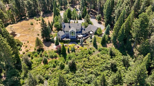 10112 Old Blue Rd, Nevada City, CA 95959