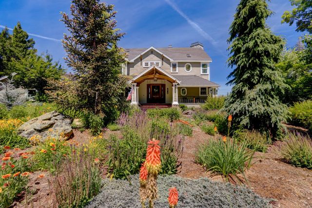10112 Old Blue Rd, Nevada City, CA 95959