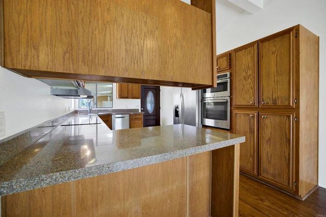 4468 Topaz Ln, Oceanside, CA 92056