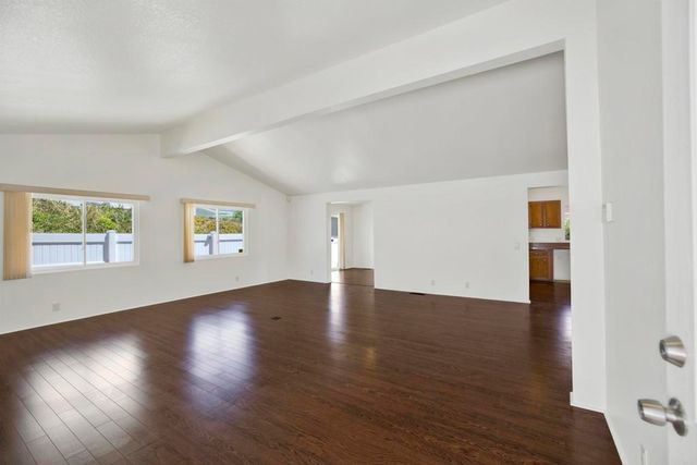 4468 Topaz Ln, Oceanside, CA 92056
