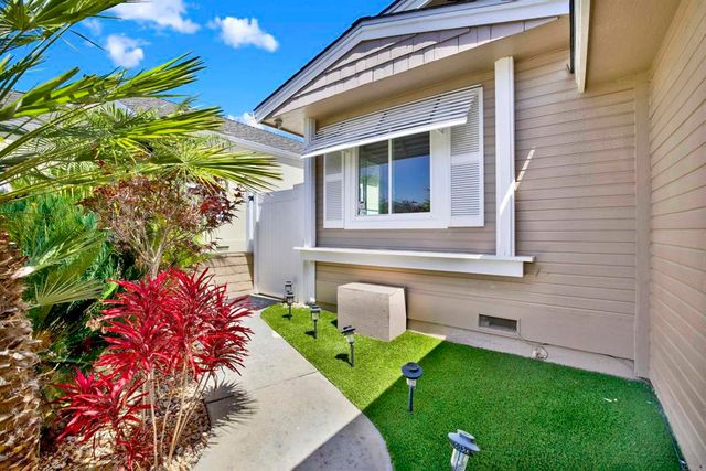 4468 Topaz Ln, Oceanside, CA 92056