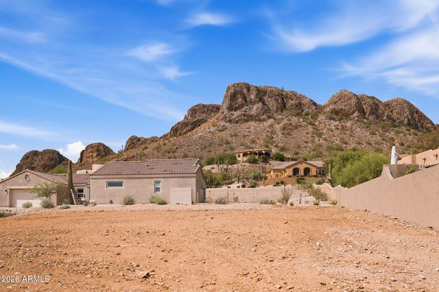 9960 E Fools Gold Place, Gold Canyon, AZ 85118