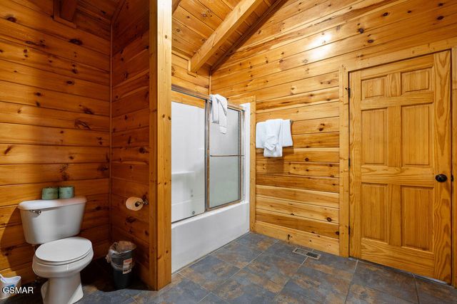 326 Alpine Mountain Way, Pigeon Forge, TN 37863