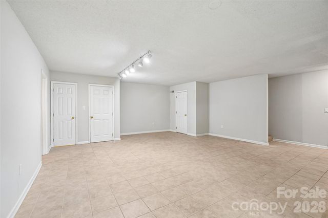 19 Jupiter Heights, Weaverville, NC 28787