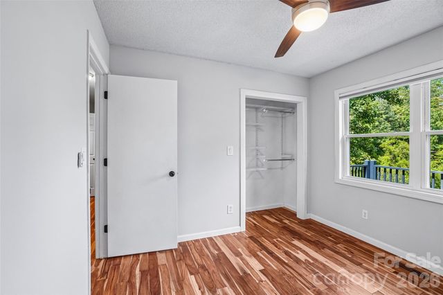 19 Jupiter Heights, Weaverville, NC 28787