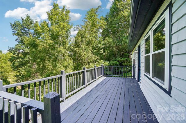 19 Jupiter Heights, Weaverville, NC 28787