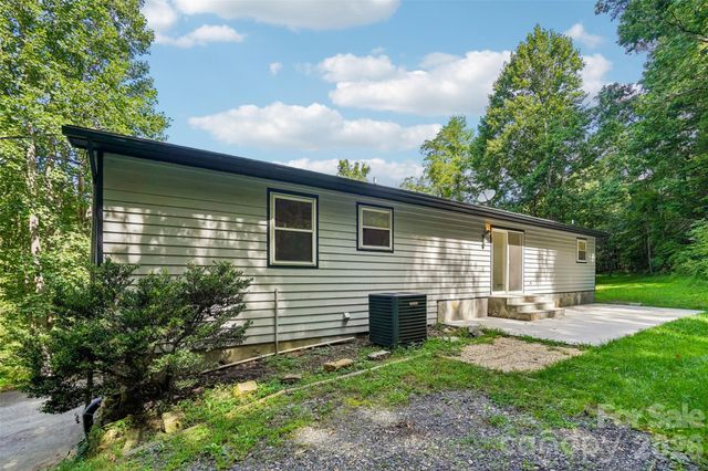19 Jupiter Heights, Weaverville, NC 28787