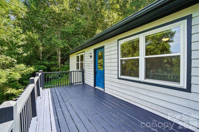 19 Jupiter Heights, Weaverville, NC 28787
