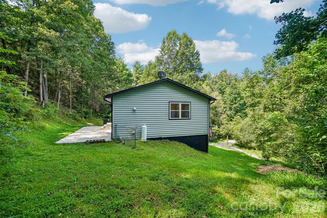 19 Jupiter Heights, Weaverville, NC 28787