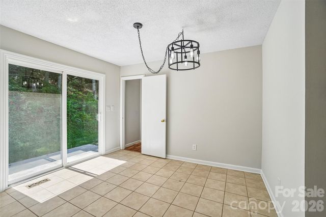 19 Jupiter Heights, Weaverville, NC 28787