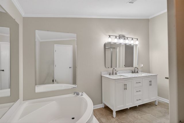 231 H White Road, Benton, LA 71006