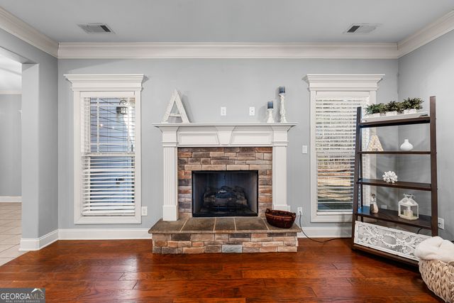 180 Chantilly Lane, Fayetteville, GA 30215