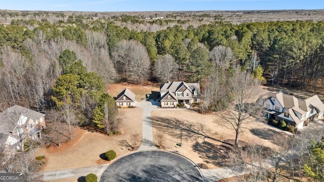 180 Chantilly Lane, Fayetteville, GA 30215