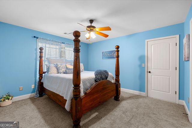 180 Chantilly Lane, Fayetteville, GA 30215