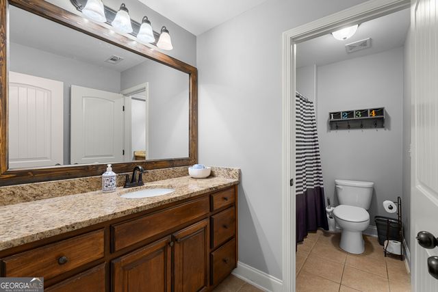 180 Chantilly Lane, Fayetteville, GA 30215