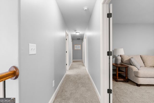 180 Chantilly Lane, Fayetteville, GA 30215