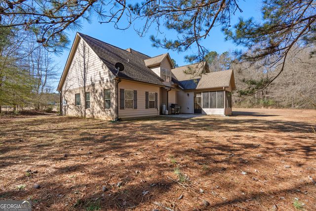 180 Chantilly Lane, Fayetteville, GA 30215