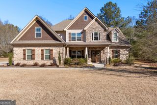 180 Chantilly Lane, Fayetteville, GA 30215