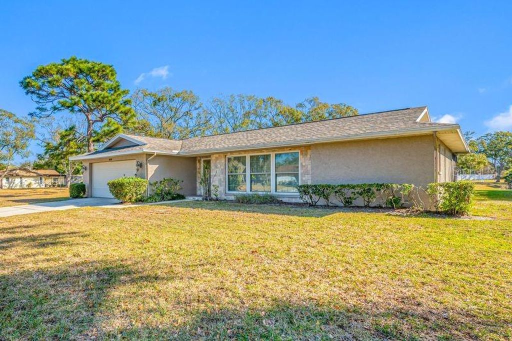 3241 BUCKHORN DR, Clearwater, FL 33761