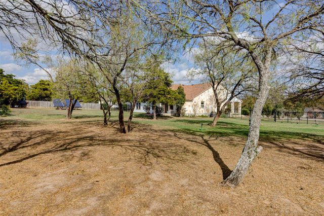 112 Speegle CT, Cedar Creek, TX 78612