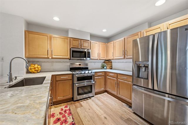 658 S Yarrow Street, Lakewood, CO 80226