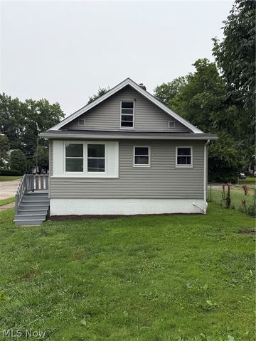 1054 Winton Avenue, Akron, OH 44320