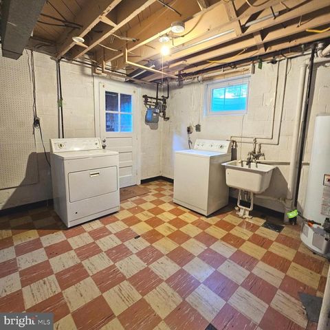 10 S FRENCH ST, Alexandria, VA 22304