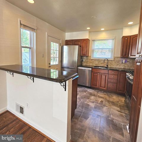 10 S FRENCH ST, Alexandria, VA 22304