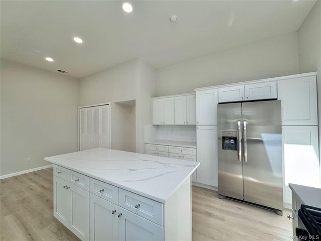 188 River Drive, Moriches, NY 11955