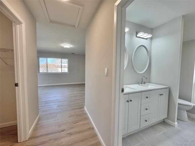 188 River Drive, Moriches, NY 11955