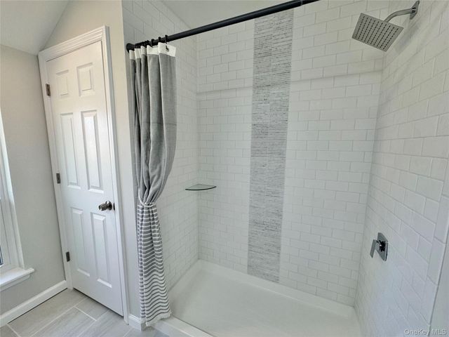 188 River Drive, Moriches, NY 11955