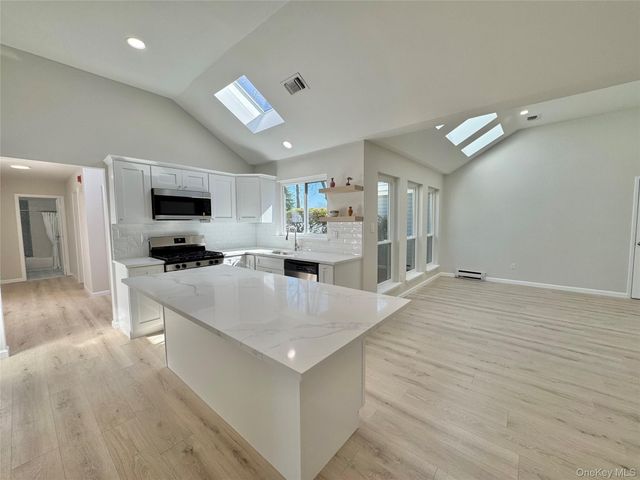 188 River Drive, Moriches, NY 11955