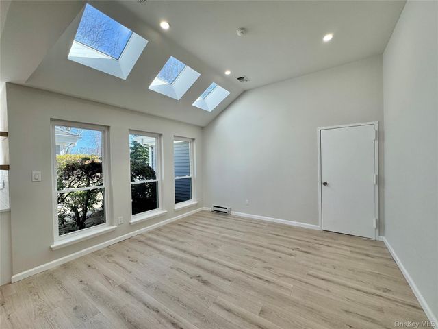 188 River Drive, Moriches, NY 11955