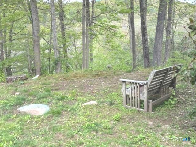 84 Mohawk Trail 84, Guilford, CT 06437