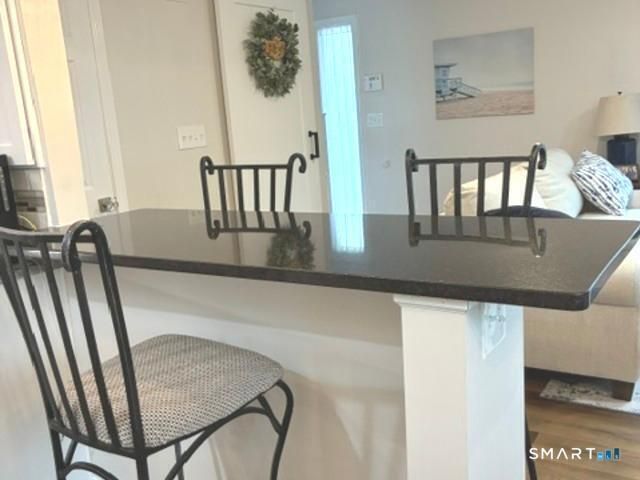 84 Mohawk Trail 84, Guilford, CT 06437