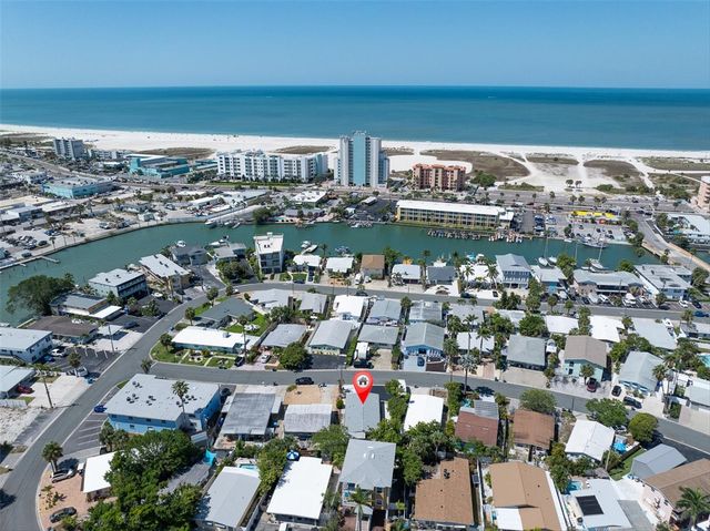 11095 2ND STREET E Unit A, Treasure Island, FL 33706