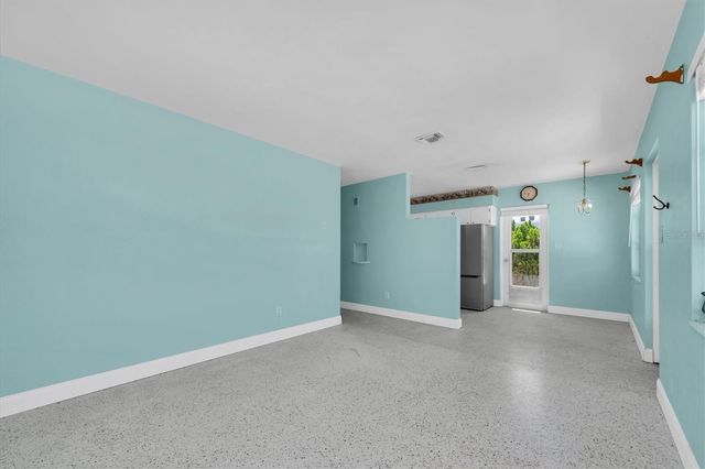 11095 2ND STREET E Unit A, Treasure Island, FL 33706