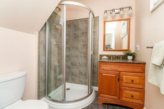 31 Loring St, Somerville, MA 02143