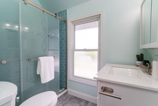 31 Loring St, Somerville, MA 02143