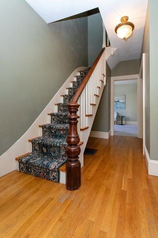 31 Loring St, Somerville, MA 02143