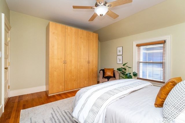 31 Loring St, Somerville, MA 02143