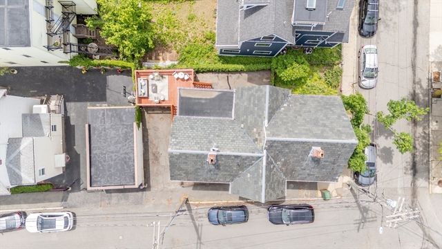 31 Loring St, Somerville, MA 02143