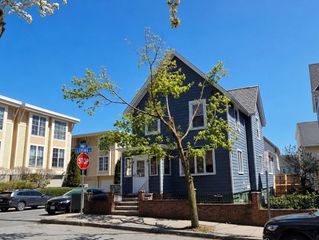 31 Loring St, Somerville, MA 02143
