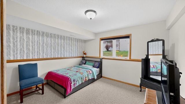 2469 Boulder Ridge Drive NW, Rochester, MN 55901