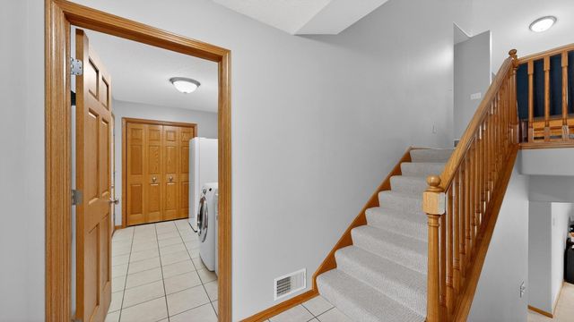 2469 Boulder Ridge Drive NW, Rochester, MN 55901